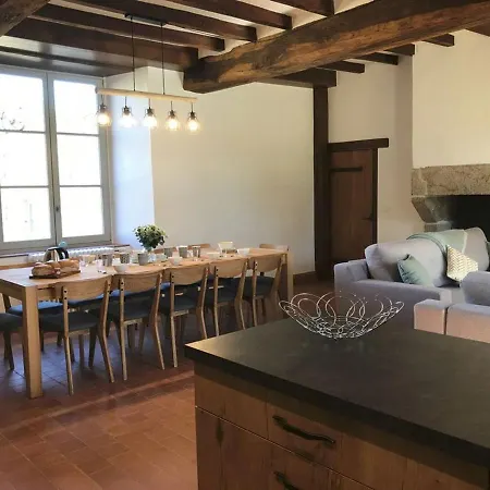 Hébergement de vacances élégant 18ème Siècle Rénové Avec Piscine Couverte, Terrasse Et Grand Terrain Aux Herbiers. - Fr-1-426-406 Les Herbiers