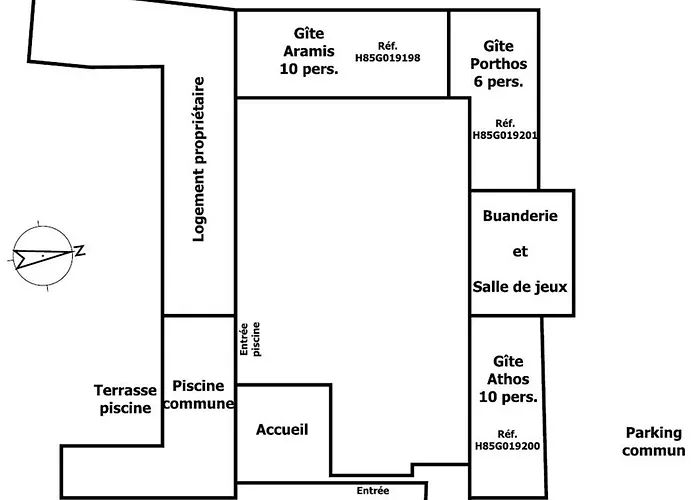 élégant 18ème Siècle Rénové Avec Piscine Couverte, Terrasse Et Grand Terrain Aux Herbiers. - Fr-1-426-406 Hébergement de vacances